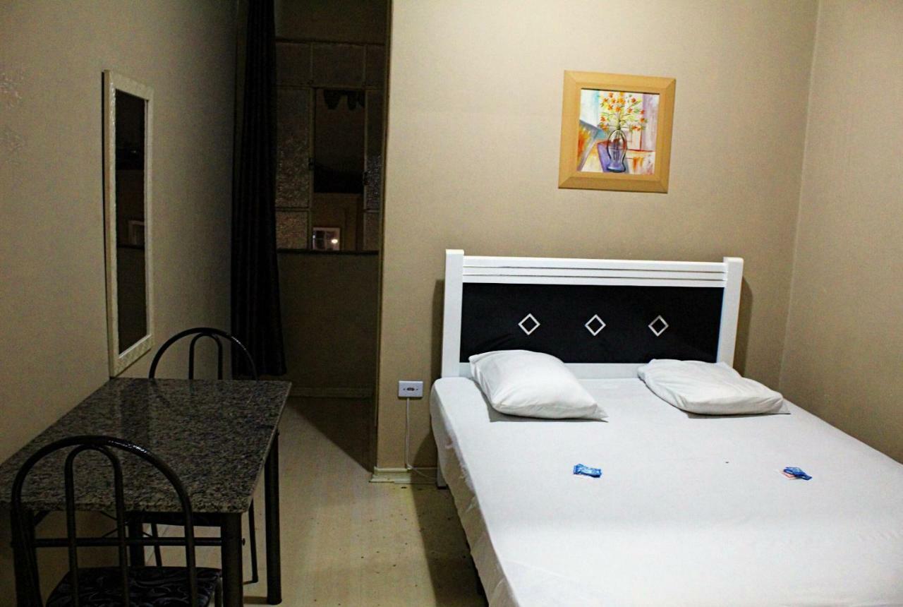 קוריטיבה Hotel Lotus מראה חיצוני תמונה